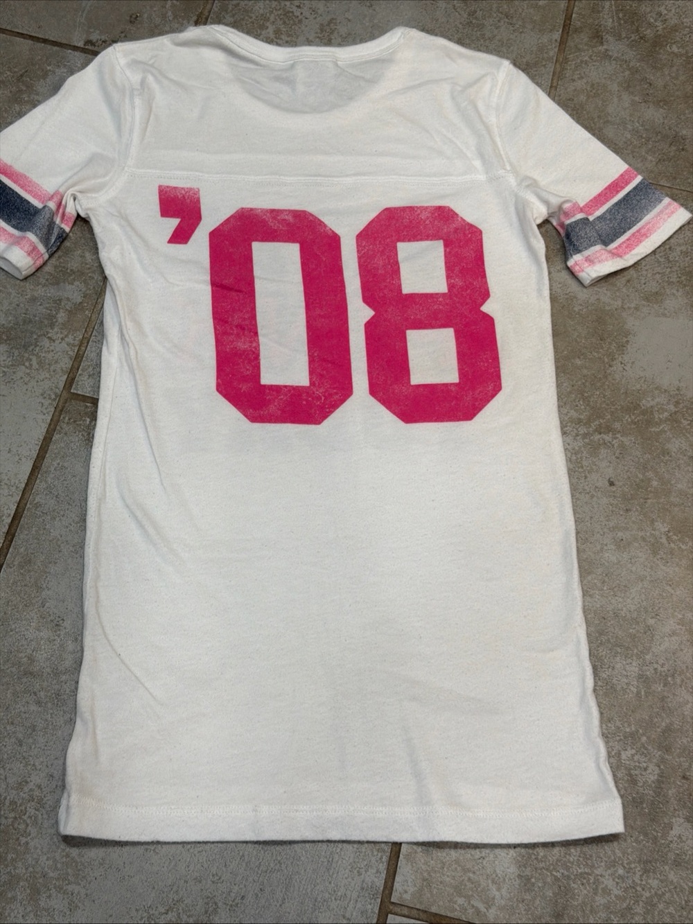 Y2K 2008 Victoria’s Secret Pink Vote Pink Football Style Tee Size X-Small Faded - Picture 8 of 9